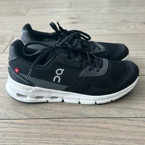 ON Running Womens Ondrift sneakers sz 7.5 worn 2x